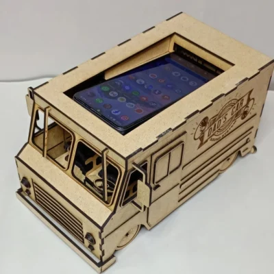 Suporte Amplificador Acustico Celular MDF Formato Van Retro: Caixa de Som Natural e Decoração de Mesa